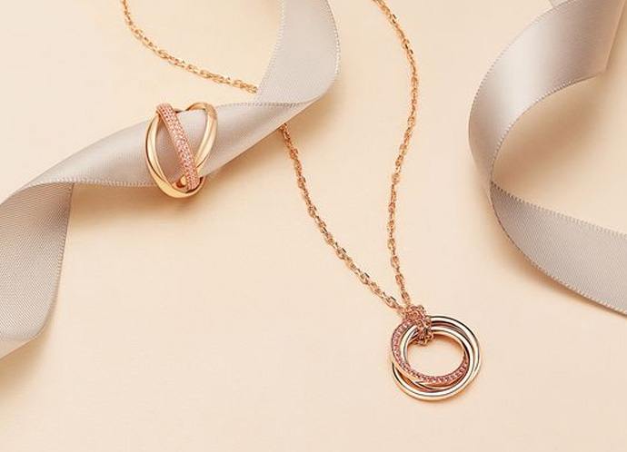 Bold Pearl Hoop Earrings